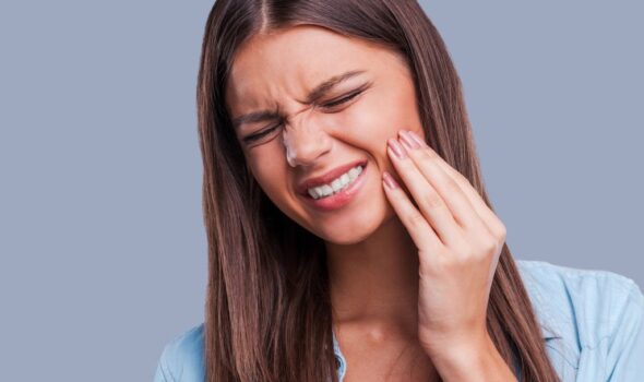 sabenson-wisdom-teeth-extractions-1024x681